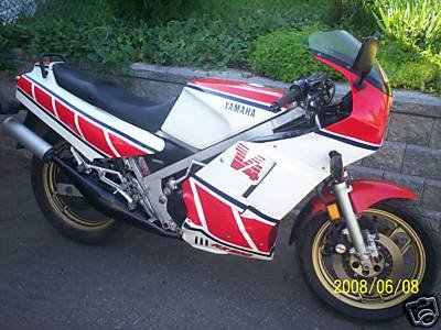 1985 Yamaha RZ500 Red and White For Sale