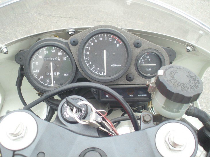 TZR250RS_13