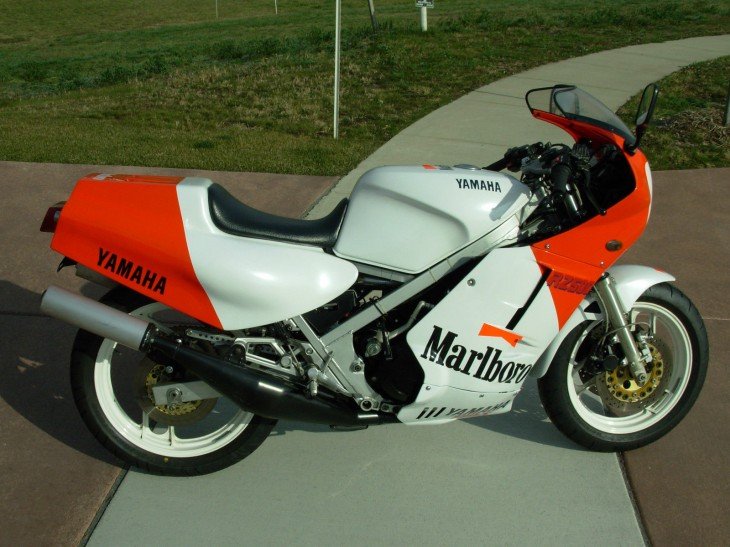 1985 Yamaha Marlboro RZ500 R Side