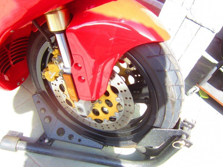 20150315 1993 ducati 888 spo right front wheel