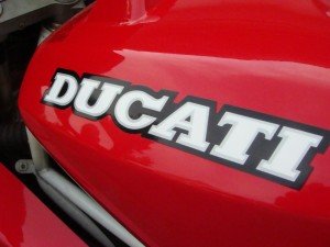 20150331 1992 Ducati 851 left tank