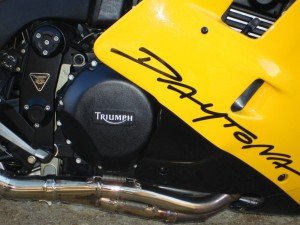 20150515 1995 triumph 900 super iii right engine detail