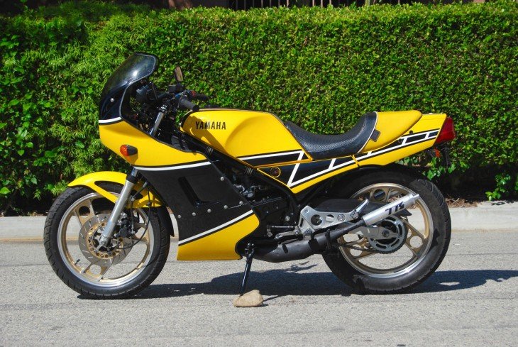 1985 Yamaha RZ350 L Side