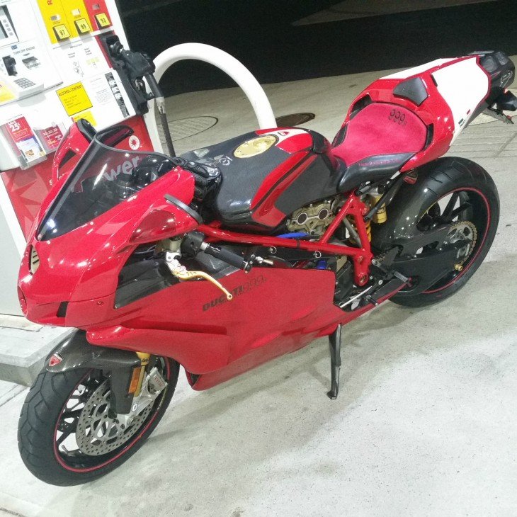 2005 Ducati 999R L Front