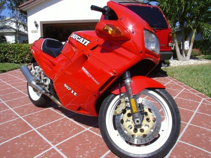 20150610 1992 ducati 907 ie right front