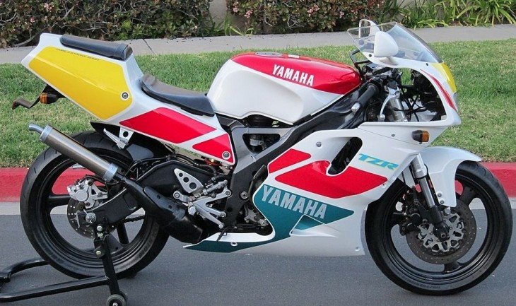 1992 Yamaha TZR250 R Side