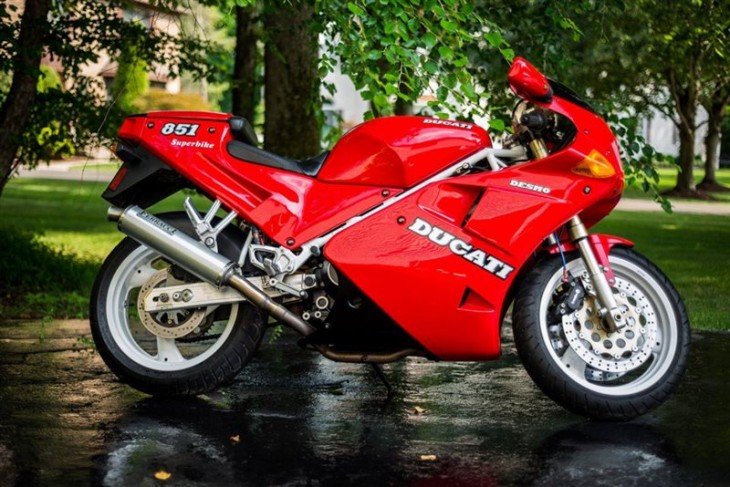 1991 Ducati 851 R Side