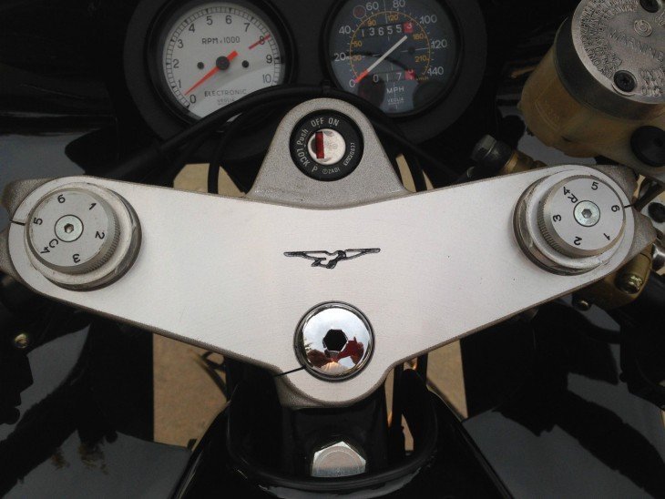 20150831 1995 moto guzzi sport 1100 binnacle
