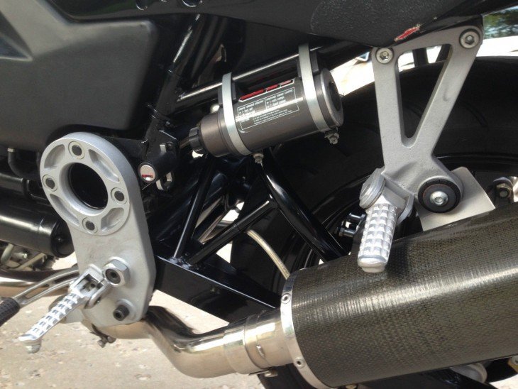 20150831 1995 moto guzzi sport 1100 left frame detail