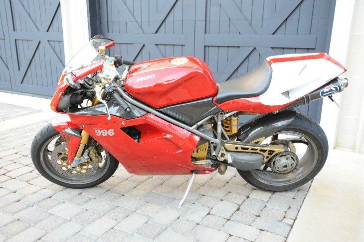 2000 Ducati 996 SPS L Side