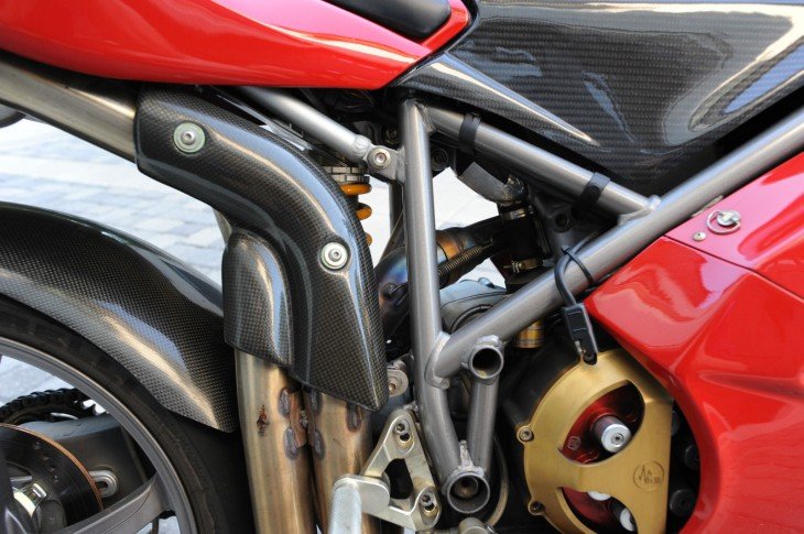 2000 Ducati 996 SPS R Side Engine