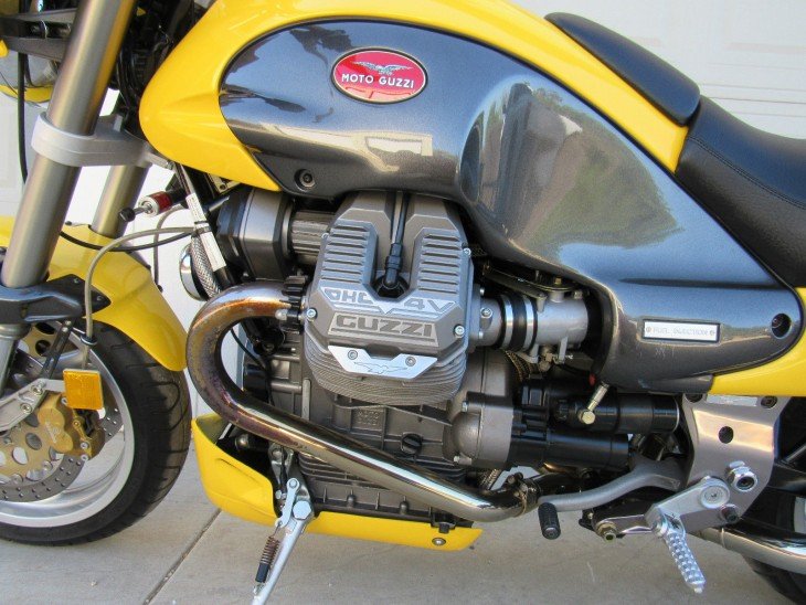20151116 1998 moto guzzi v10 centauro sport left engine