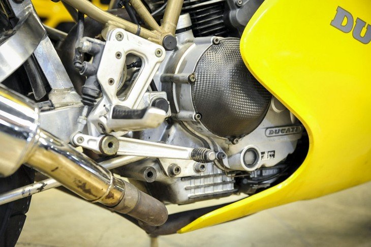1997 Ducati 900SS Side Engine