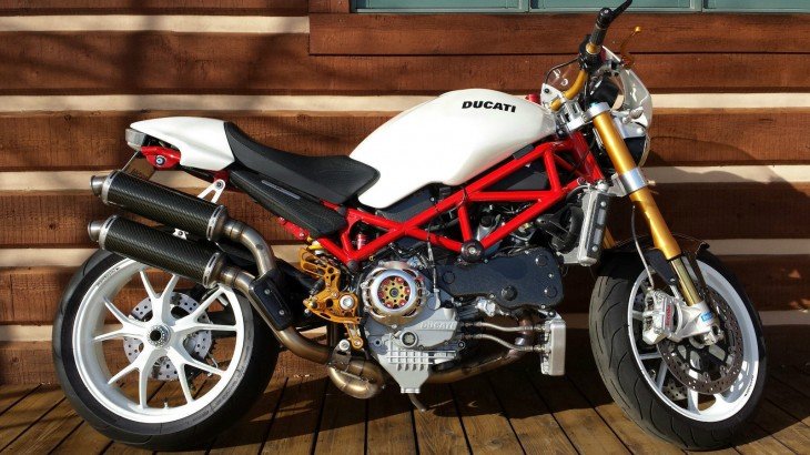 20160105 2007 ducati monster s4rs right