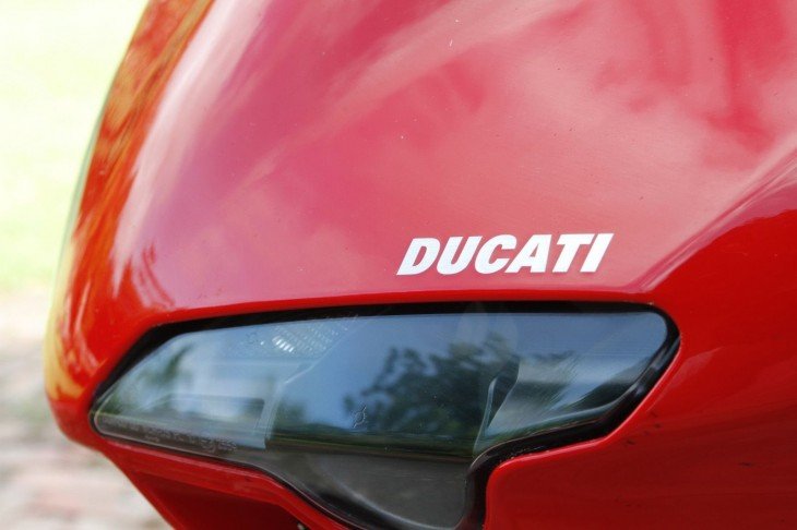 20160121 2007 ducati 1098 right headlight
