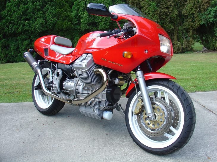 1993 Moto Guzzi Daytona R Side Front