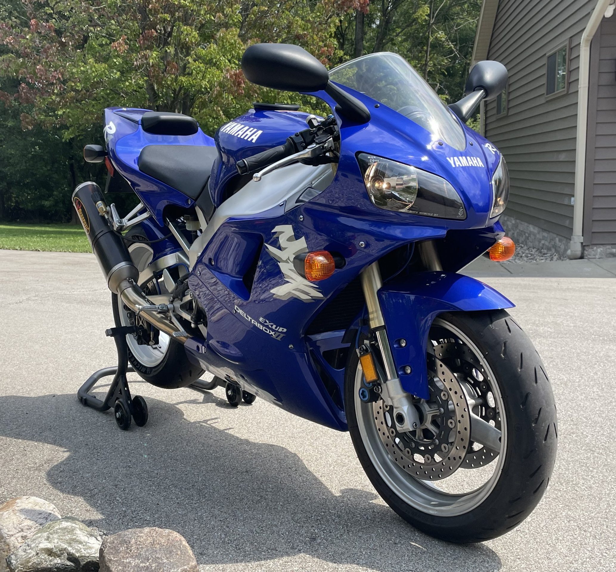 Featured Listing - 1998 Yamaha YZF-R1 - Rare SportBikesForSale