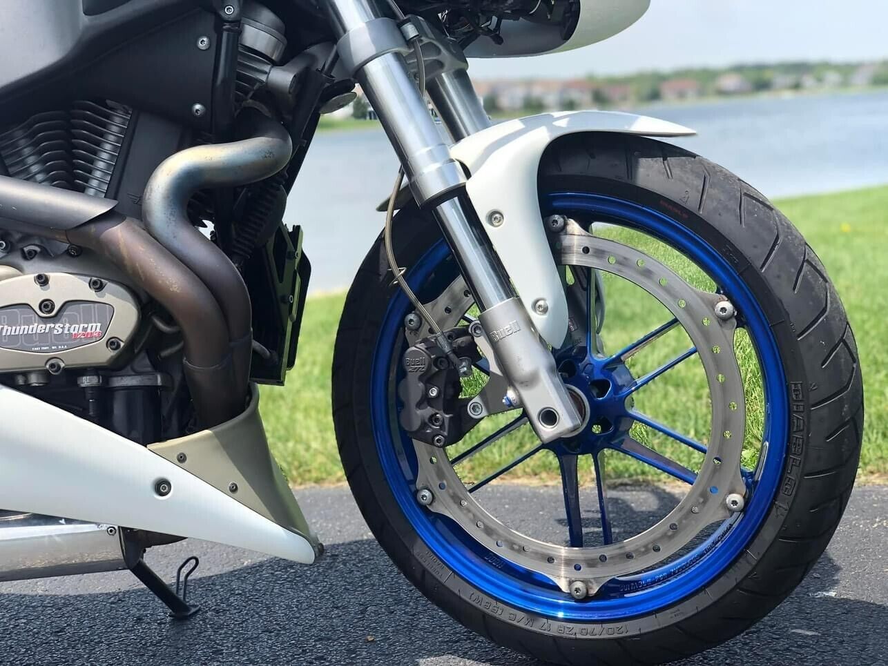 20230216 2008 buell xb12r firebolt right front wheel - Rare ...